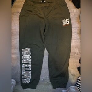Women Green Santa Rosa Sweatpants